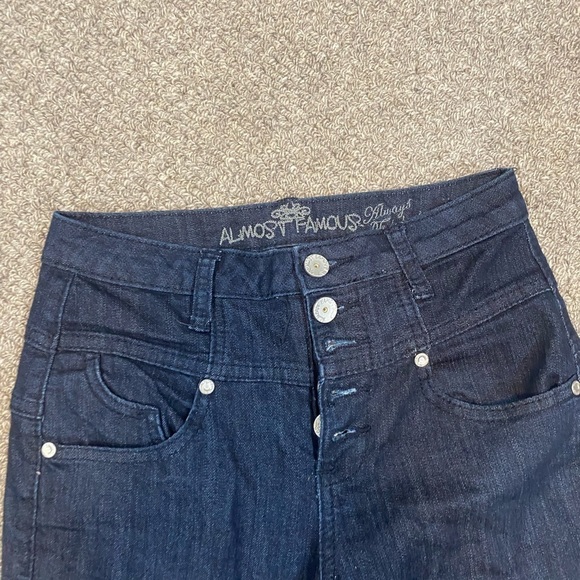 Almost Famous Jeans - Picture 5 of 8